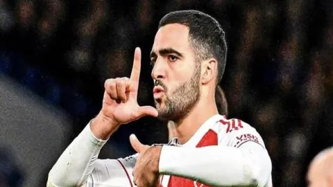 “中国国家足球队赛前练兵 伊万科维奇维持既定战术”